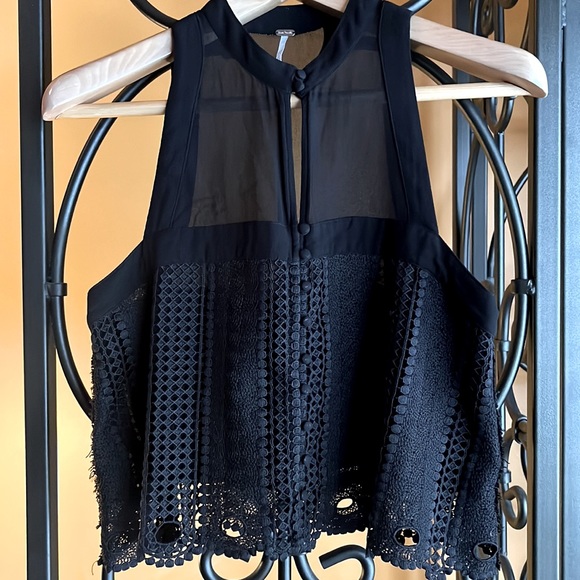 Free People Tops - FREE PEOPLE Sheer and Crotchet Top